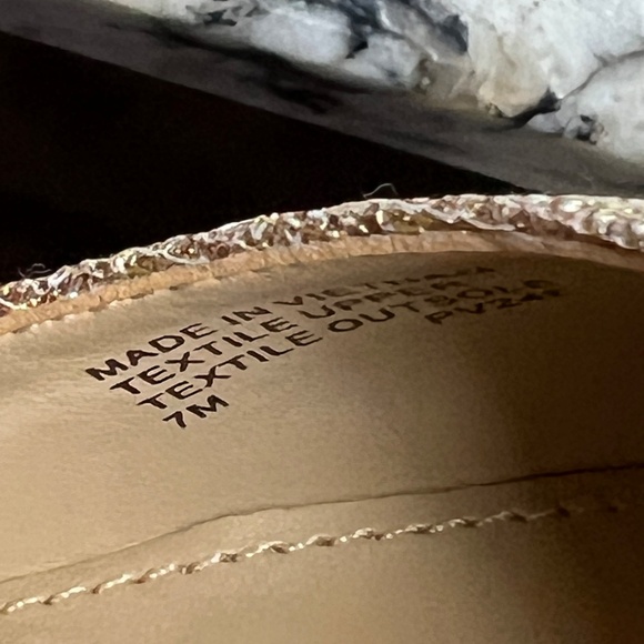 Michael Kors, gold, size 7, high heels, excellent condition - Picture 6 of 6